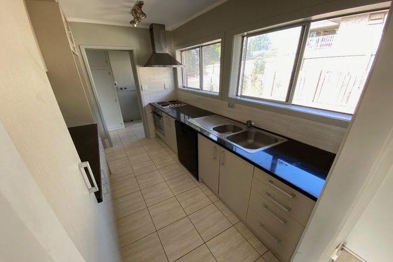 Photo of property in 2 Sherie Place, Howick, Auckland, 2014