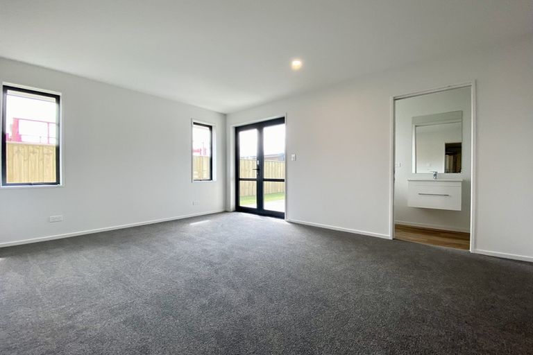 Photo of property in 42 Quinn Crescent, Woodend, 7610