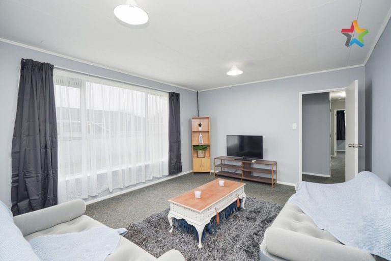 Photo of property in 54 Dunbeath Crescent, Kew, Invercargill, 9812