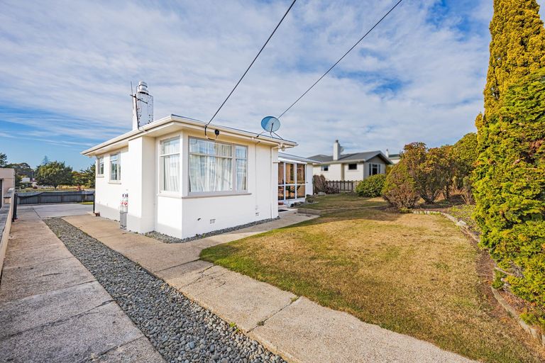 Photo of property in 57 Stuart Street, Holmes Hill, Oamaru, 9401