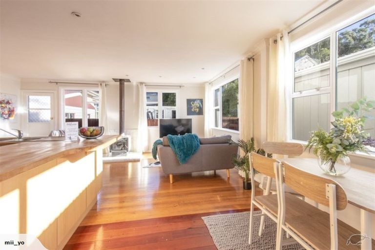 Photo of property in 68 Broderick Road, Johnsonville, Wellington, 6037