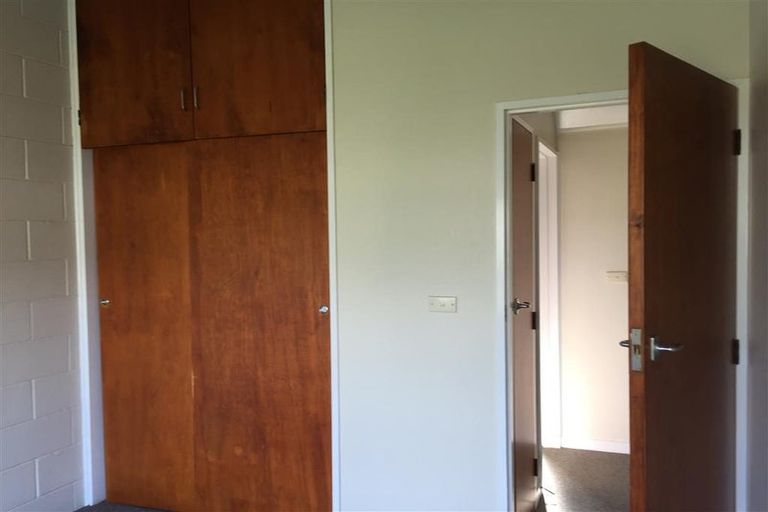 Photo of property in 100 Lake Road, Koutu, Rotorua, 3010