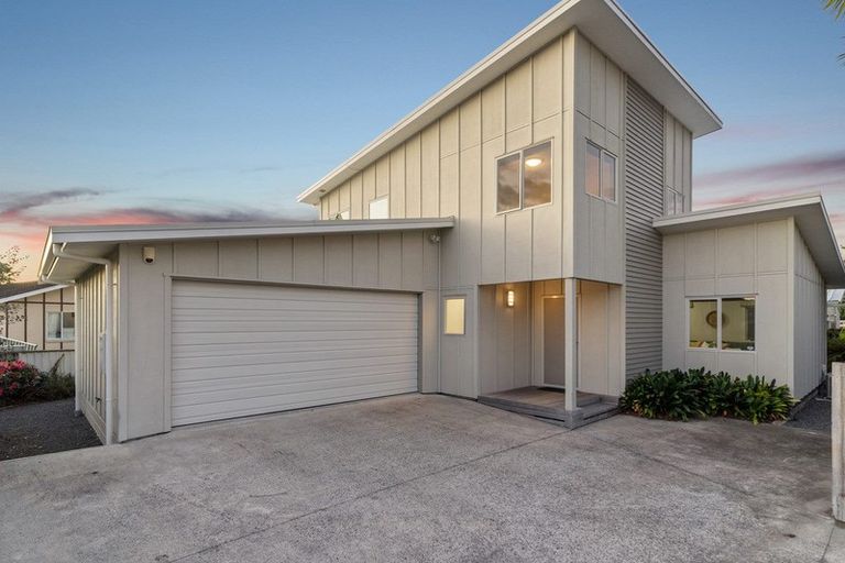 Photo of property in 17a Jonathon Street, Brookfield, Tauranga, 3110
