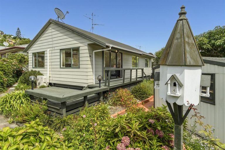 Photo of property in 90 Esmeralda Street, Welcome Bay, Tauranga, 3112