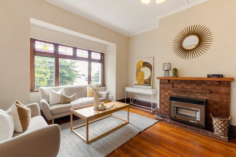 Photo of property in 8 Pembroke Lane, Hamilton Lake, Hamilton, 3204