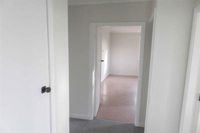 Photo of property in 33 Lithgow Place East, Glengarry, Invercargill, 9810