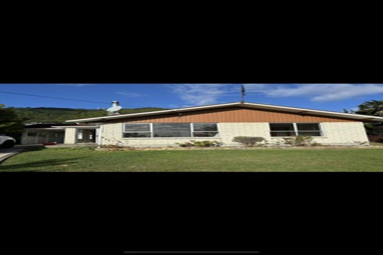 Photo of property in 45 Huia Street, Waikanae, 5036