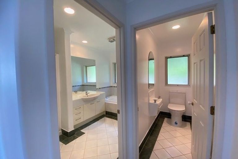 Photo of property in 10 Murphys Road, Flat Bush, Auckland, 2019