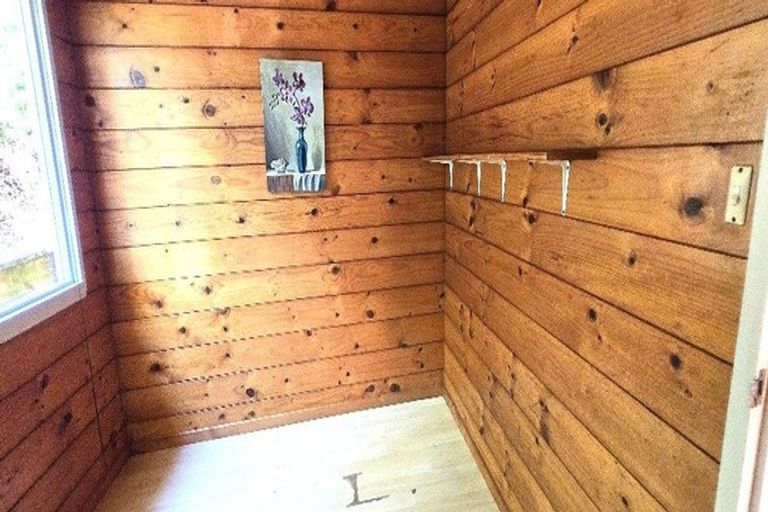 Photo of property in 181 Browns Bay Road, Browns Bay, Auckland, 0630