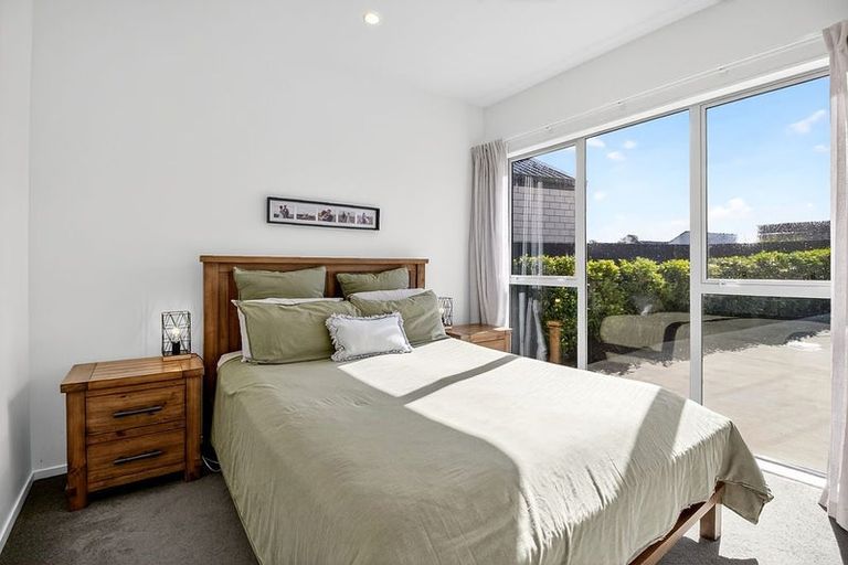 Photo of property in 4 Berba Lane, Westgate, Auckland, 0814