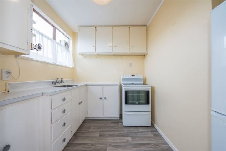 Photo of property in 15a Lenox Grove, Johnsonville, Wellington, 6037