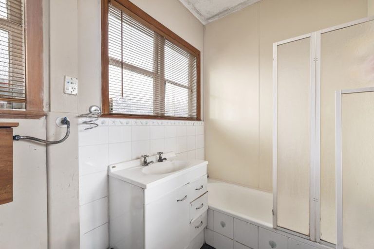 Photo of property in 38 Dickens Street, Owhata, Rotorua, 3010