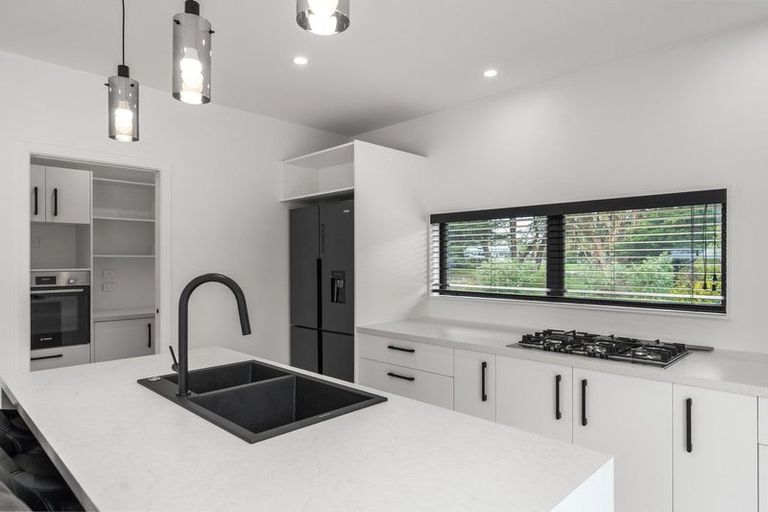 Photo of property in 31 Regent Street, Martinborough, 5711