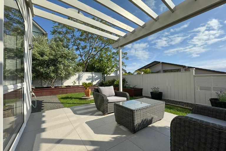 Photo of property in The Rise, 7 Hatfield Place, Albany Heights, Auckland, 0632