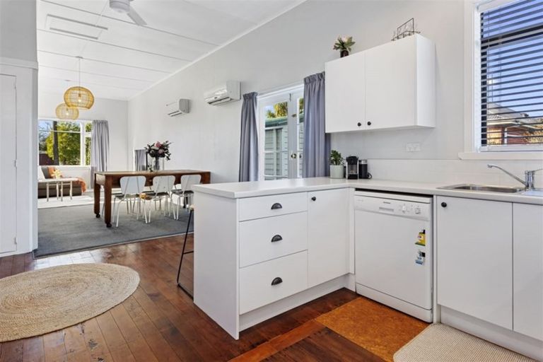 Photo of property in 1/12 Factory Road, Belfast, Christchurch, 8051