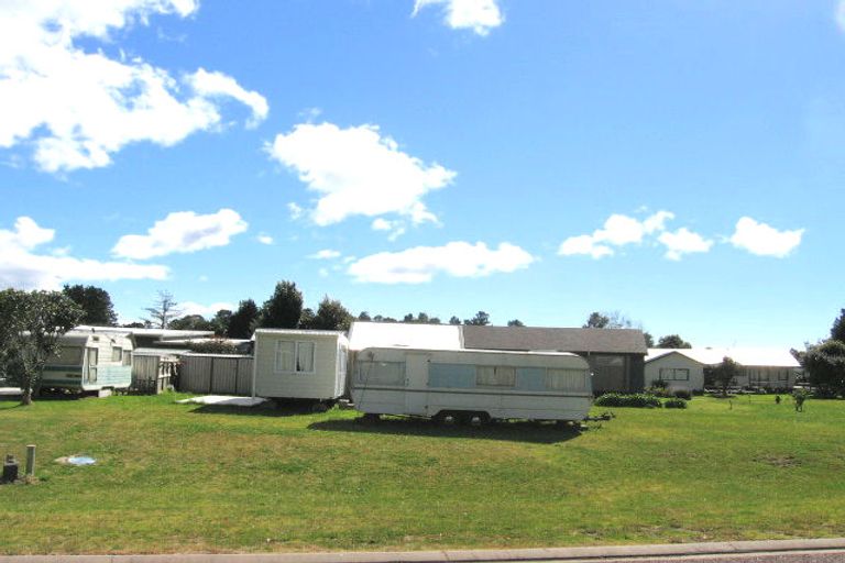 Photo of property in 24 Holland Close, Pauanui, Hikuai, 3579