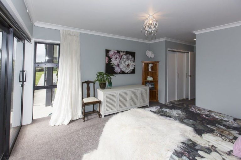 Photo of property in 36 Ripiro Drive, Baylys Beach, Dargaville, 0377