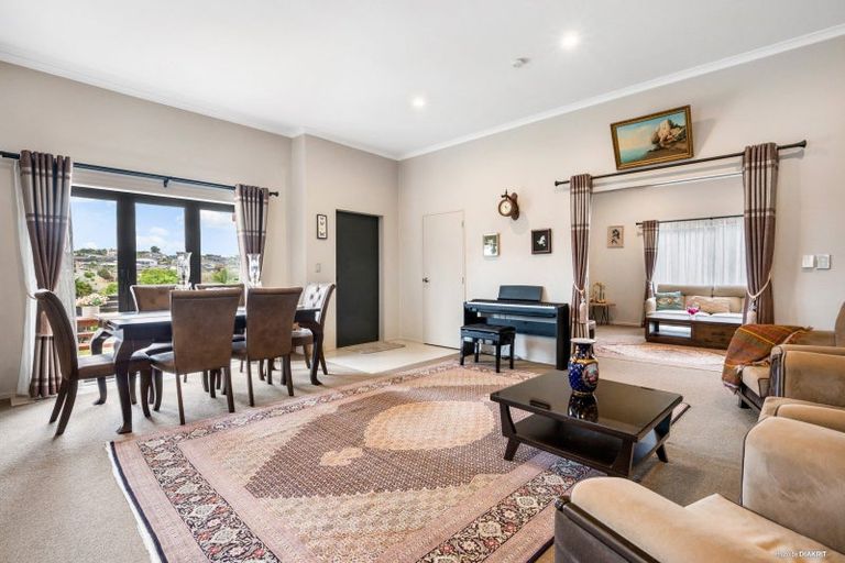 Photo of property in 11 Arthur Carwen Place, Pukekohe, 2120