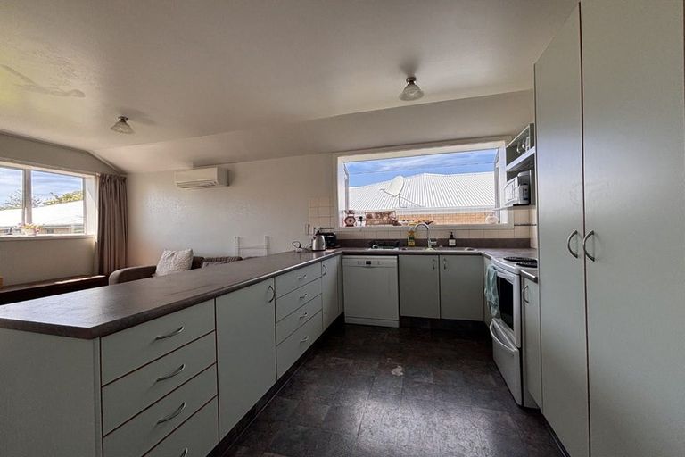 Photo of property in 156 Peverel Street, Riccarton, Christchurch, 8041