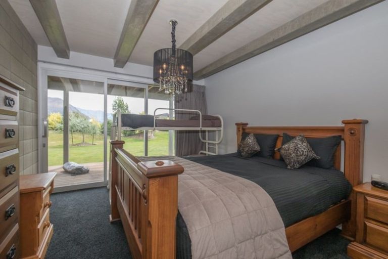 Photo of property in 27 Ridgecrest, Wanaka, 9305
