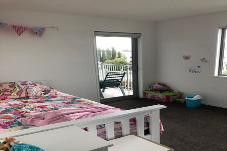 Photo of property in Shoal Haven Apartments, 112a/130 Anzac Street, Takapuna, Auckland, 0622