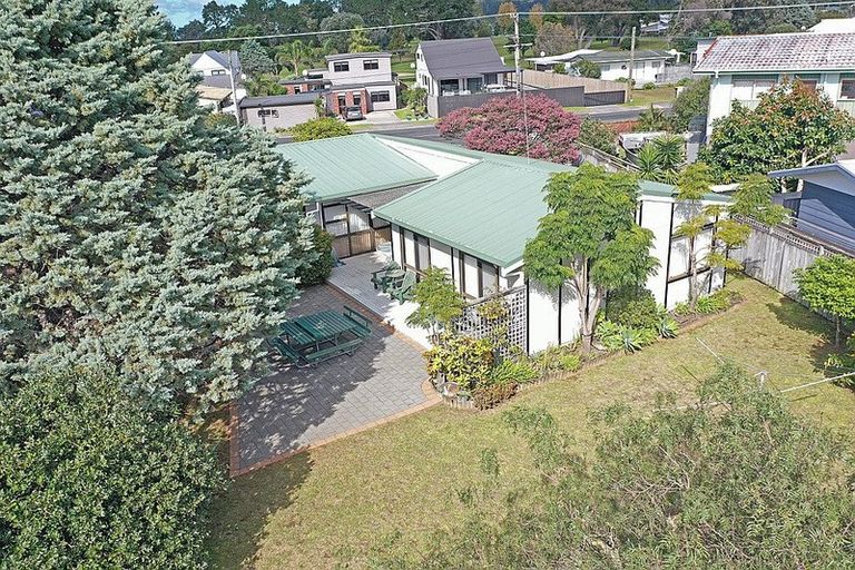 Photo of property in 202 Achilles Avenue, Whangamata, 3620