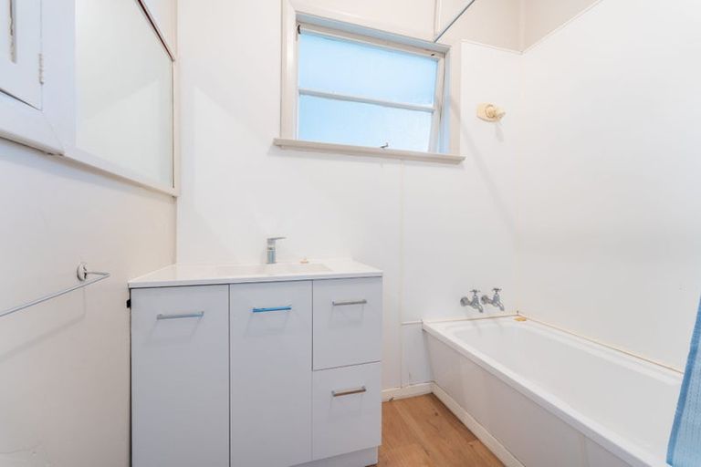 Photo of property in 11 Gibson Street, Seaview, Timaru, 7910