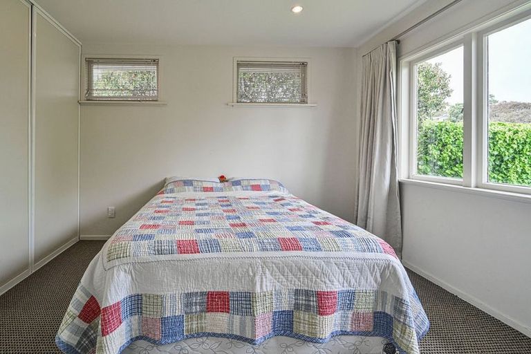 Photo of property in 11b Awarua Crescent, Havelock North, 4130