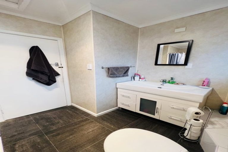 Photo of property in 76 Neale Avenue, Stoke, Nelson, 7011