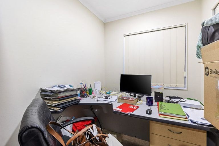 Photo of property in 88 Naylors Drive, Mangere, Auckland, 2022