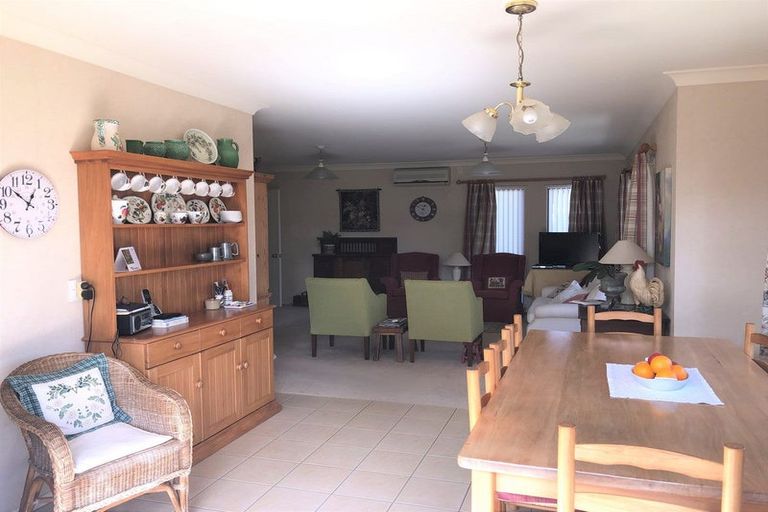 Photo of property in 11 Maurton Place, Onerahi, Whangarei, 0110
