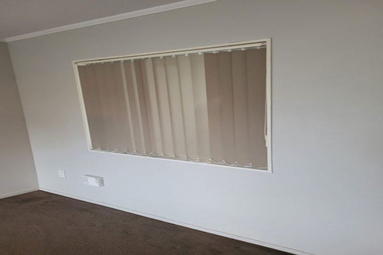 Photo of property in 1/39 Seabrook Avenue, New Lynn, Auckland, 0600