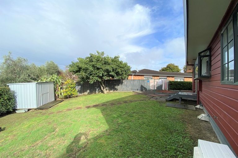 Photo of property in 8 Midvale Place, Burswood, Auckland, 2013