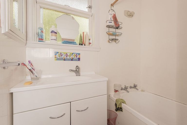 Photo of property in 21 Matai Street, Otangarei, Whangarei, 0112