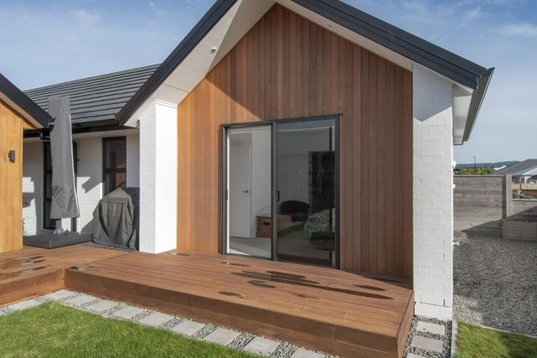 Photo of property in 18 Augusta Rise, Omokoroa, 3114