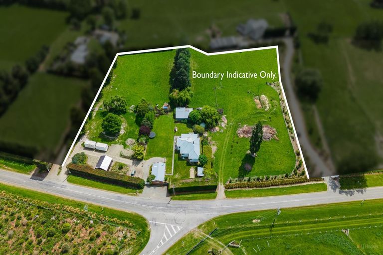 Photo of property in 124 Maytown Road, Waimate, 7978