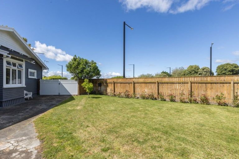 Photo of property in 275 Georges Drive, Napier South, Napier, 4110