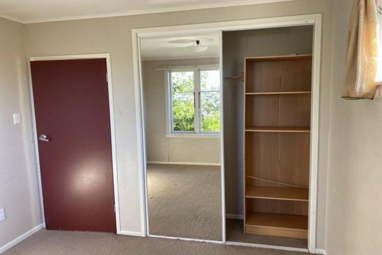 Photo of property in 43 Ambler Avenue, Glen Eden, Auckland, 0602