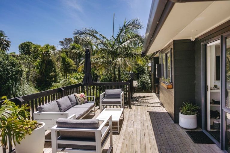 Photo of property in 15 Tutchen Avenue, Raglan, 3225