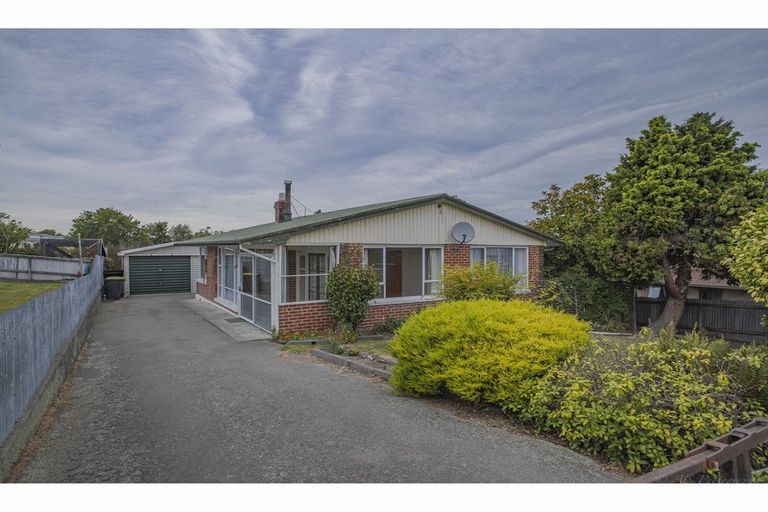Photo of property in 38 Saint George Street, Watlington, Timaru, 7910
