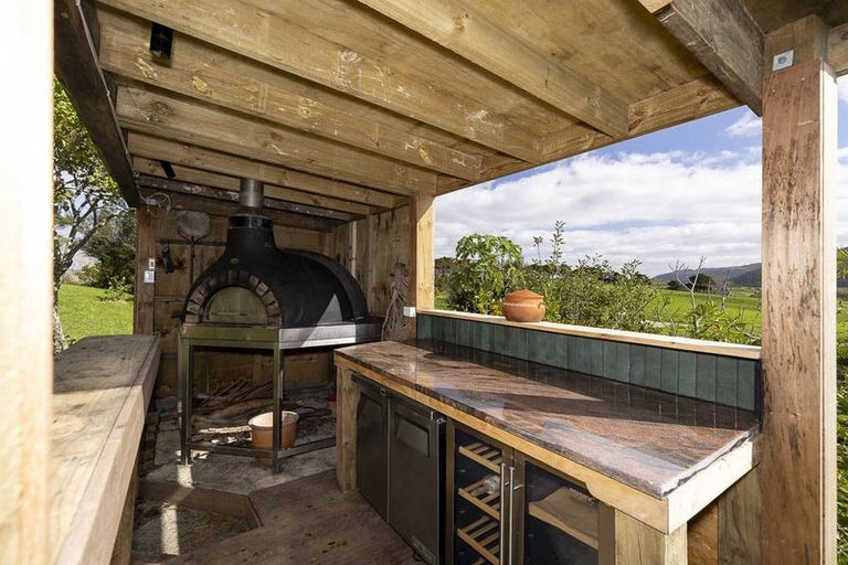 Photo of property in 291 Kaiwaka-mangawhai Road, Kaiwaka, Wellsford, 0975