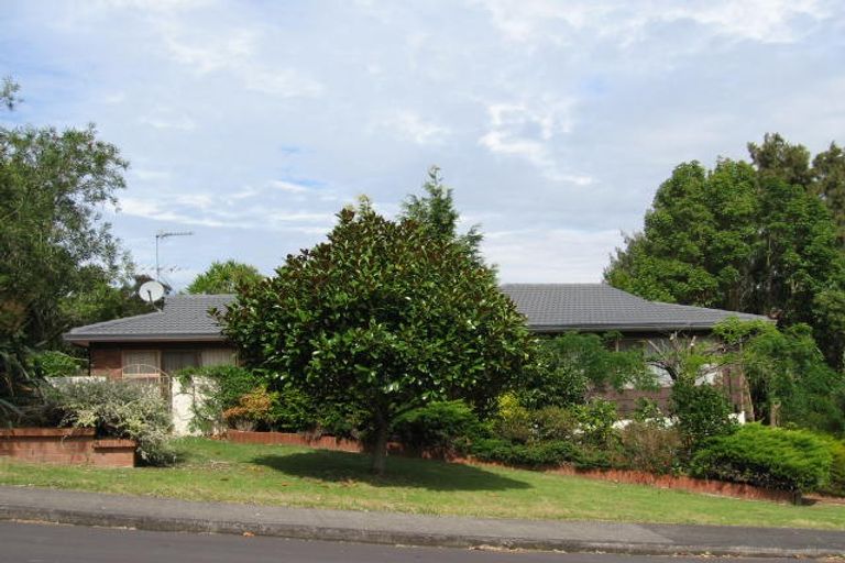 Photo of property in 27 Waiau Street, Torbay, Auckland, 0630