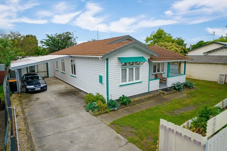 Photo of property in 83 Wood Street, Takaro, Palmerston North, 4410