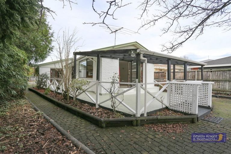 Photo of property in 53 Peer Street, Upper Riccarton, Christchurch, 8041