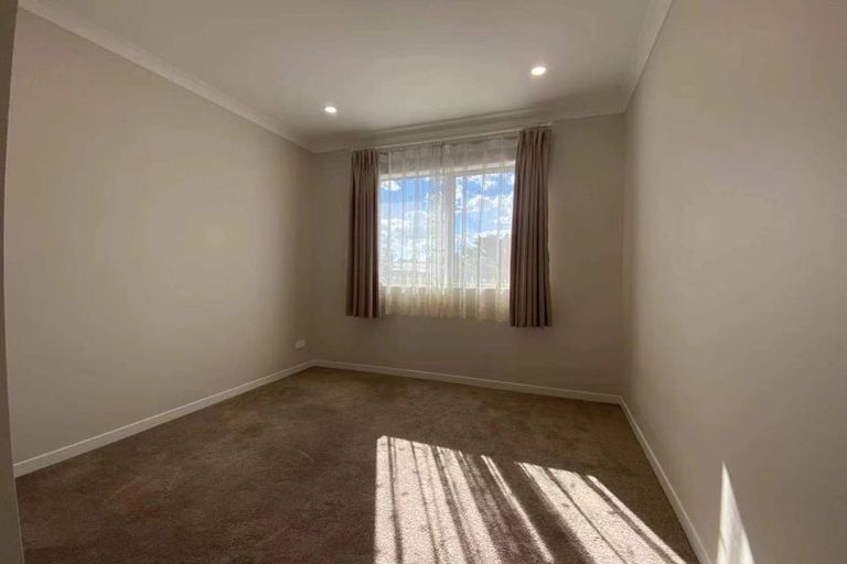 Photo of property in 96a Velma Road, Hillcrest, Auckland, 0627