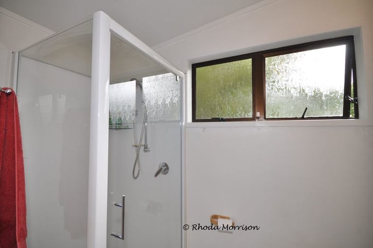 Photo of property in 43 Pahi Road, Paparoa, 0571