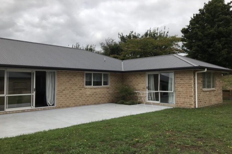Photo of property in 17 Mahy Way, Leamington, Cambridge, 3432