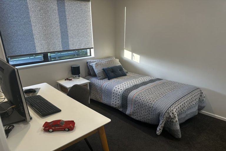 Photo of property in 18 Otira Grove, Kelson, Lower Hutt, 5010