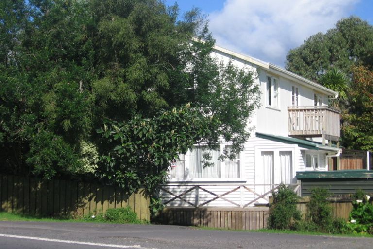 Photo of property in 248 Henderson Valley Road, Henderson, Auckland, 0612