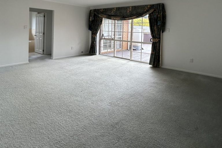 Photo of property in 12 Darimouth Place, Albany, Auckland, 0632